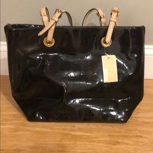 Michael Michael kors patent leather jet set tote